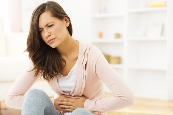abdominal pain with parasites in the body